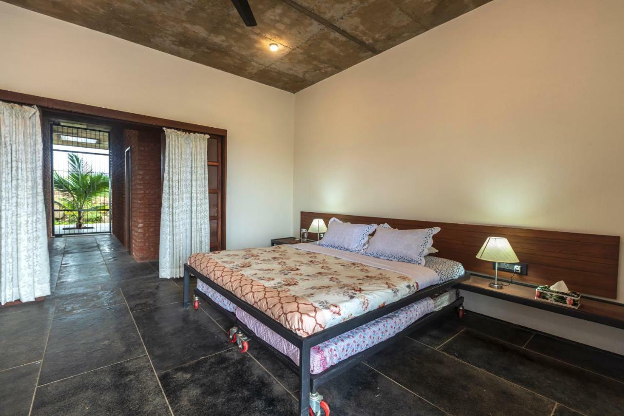 Saffronstays Zen, Igatpuri - Lake-View Villa With Indoor And Outdoor Games 外观 照片